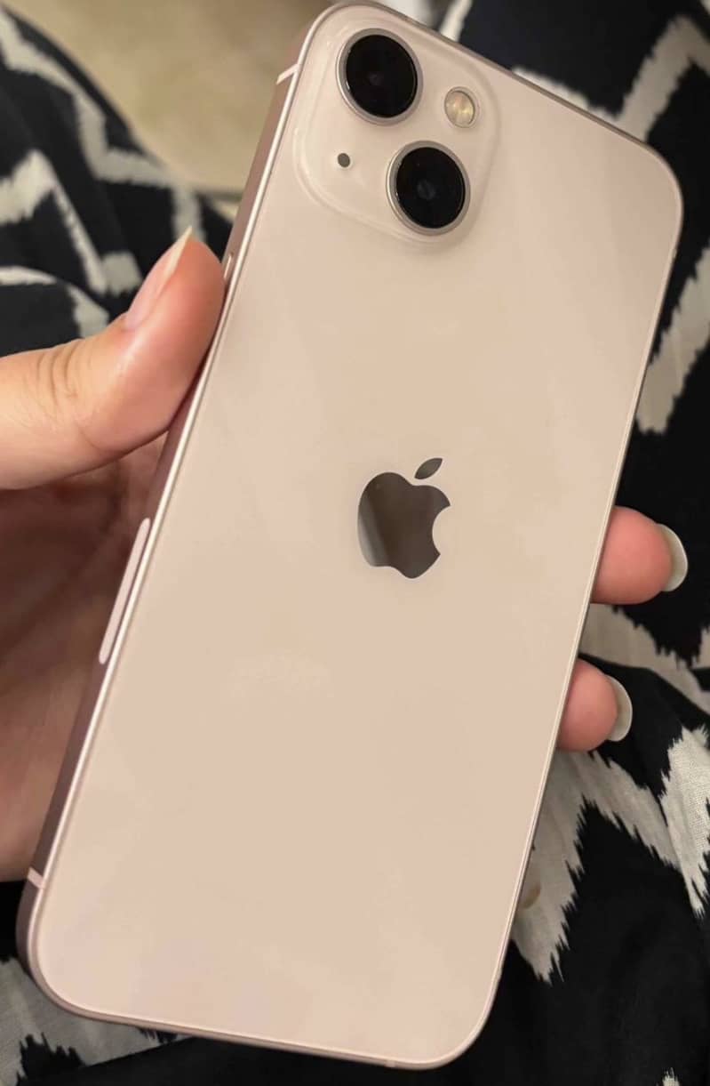 Apple iPhone 13 1