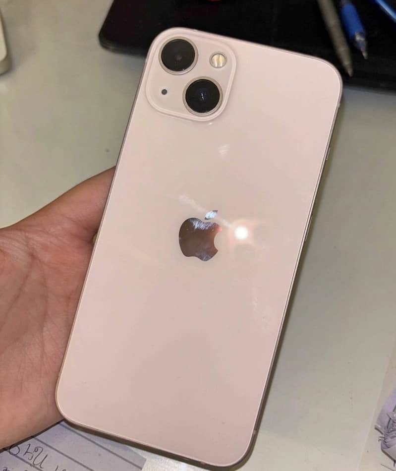 Apple iPhone 13 3