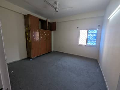 2 bed family flat for rent at G-10 PHA