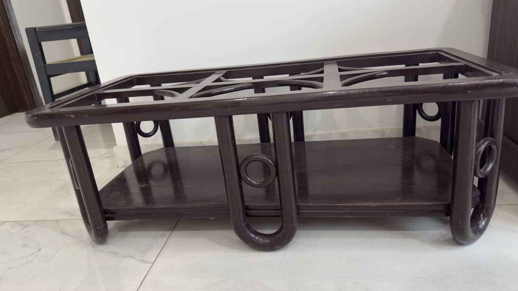 Central table and trolly 1