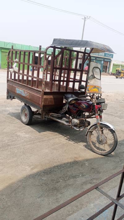 loading rikshaw