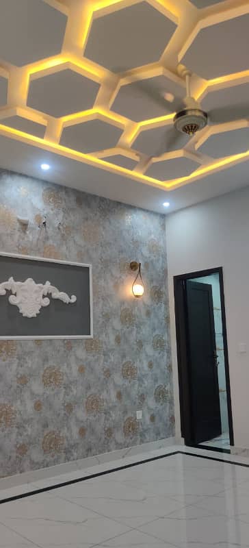 10 Marla Brand New House For Sale Bahria Town Lahore