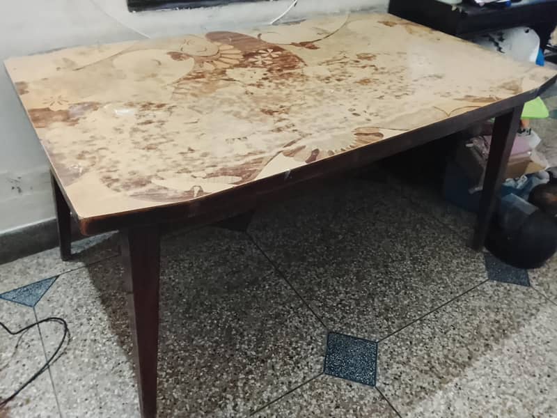 Dinning Table 0