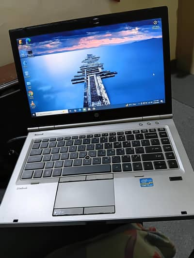 Hp Elitebook i5 laptop