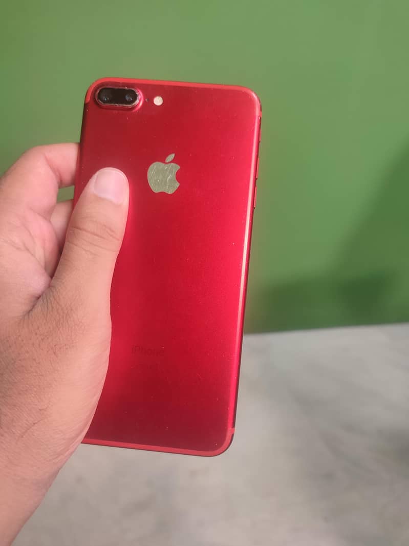 iphone 7 plus with box 2