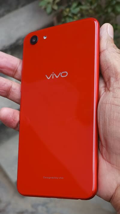 Vivo Y83 Dual Sim { 6 GB Ram / 128 GB Storage