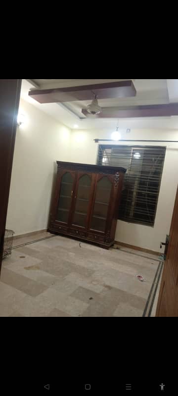 5 marla 1st floor for rent