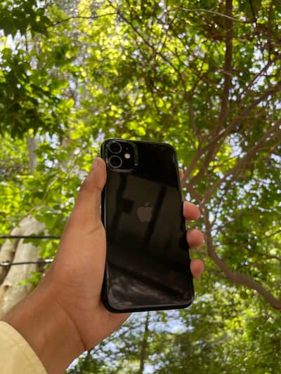 iphone 11 memory 128 gb
