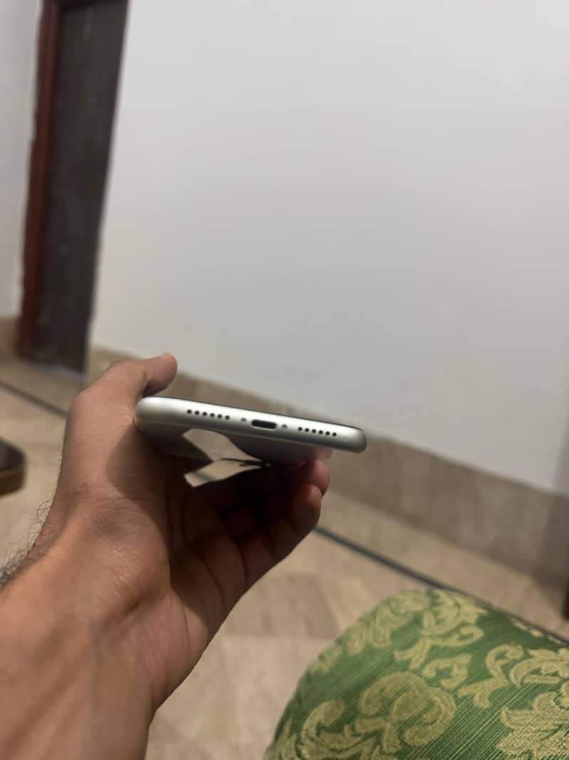iPhone 11 1