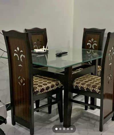 Dinning table  with 4 chair