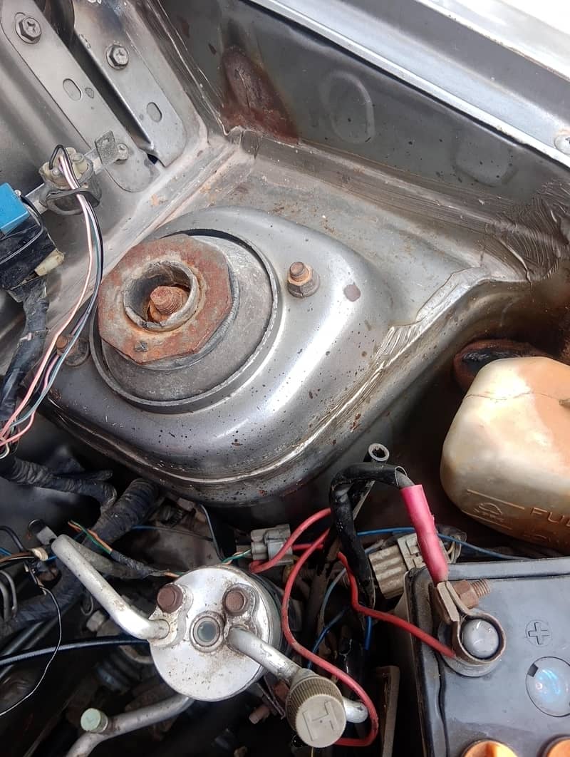 Suzuki Mehran 11