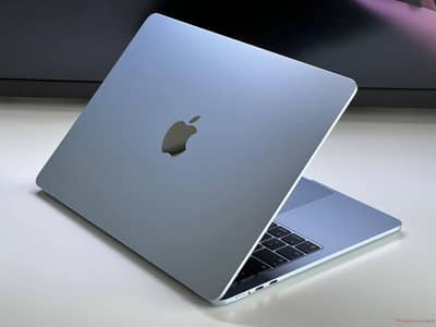Apple M5 MacBook Air 13” (Sky Blue)