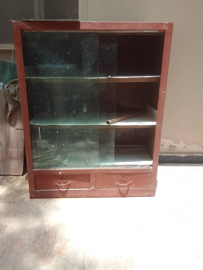 showcase 0