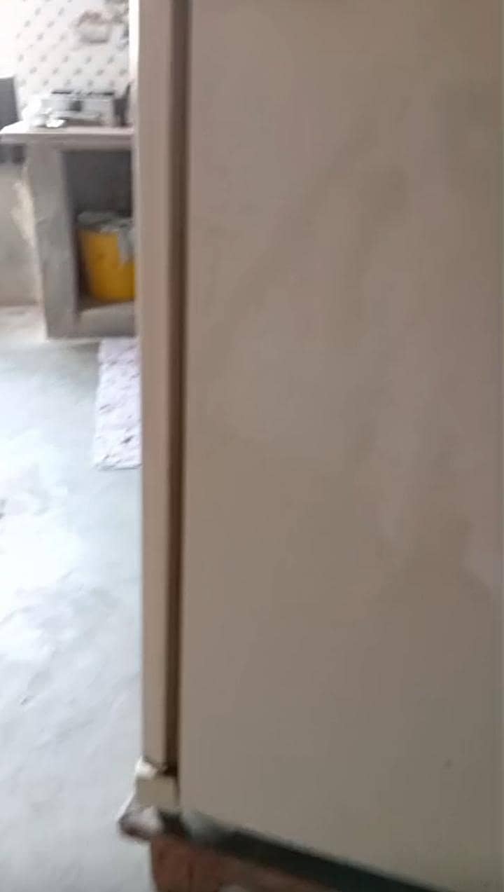 refrigerator 2