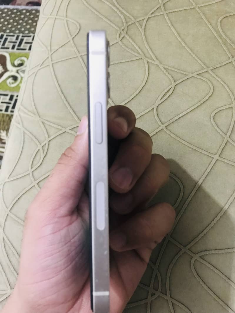 Iphone 12 mini jv 3