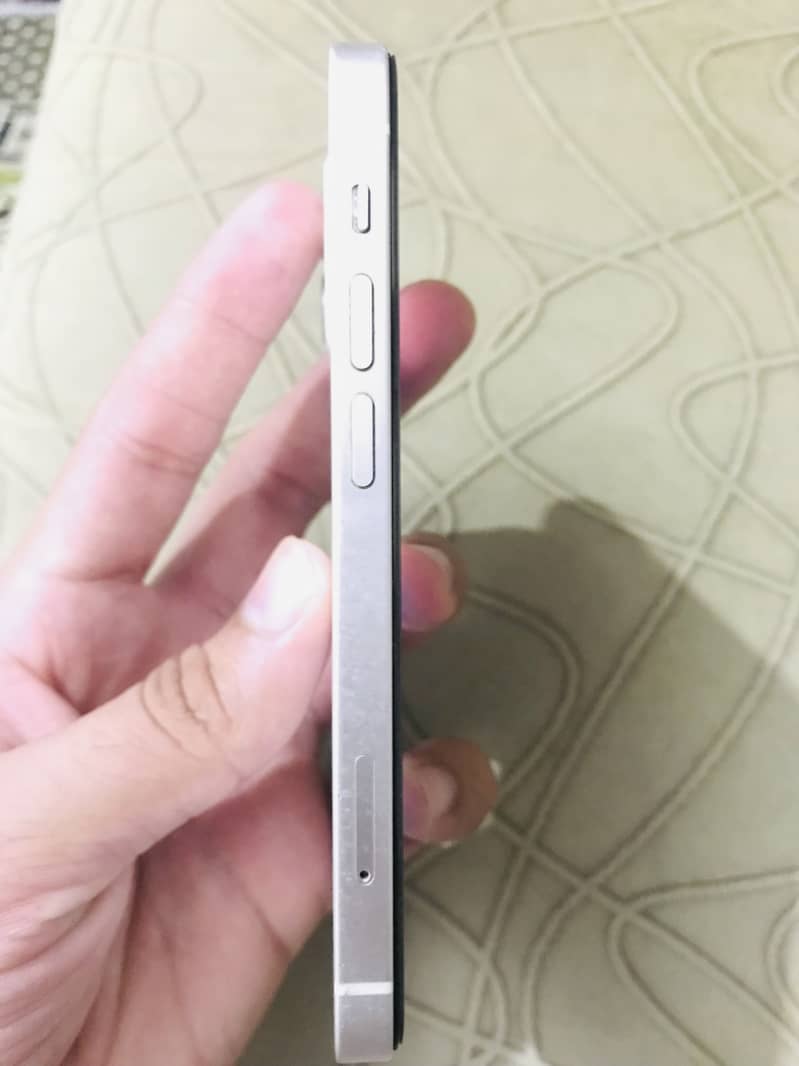 Iphone 12 mini jv 4