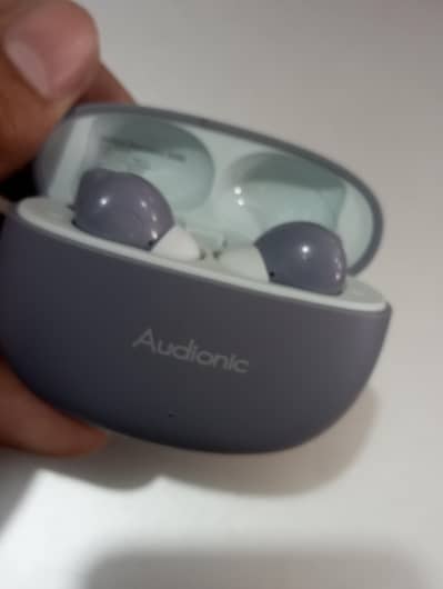 Audionic Signature S680 with Deep Bass & ENC Mic