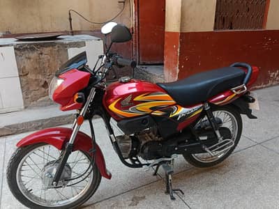 Honda prider