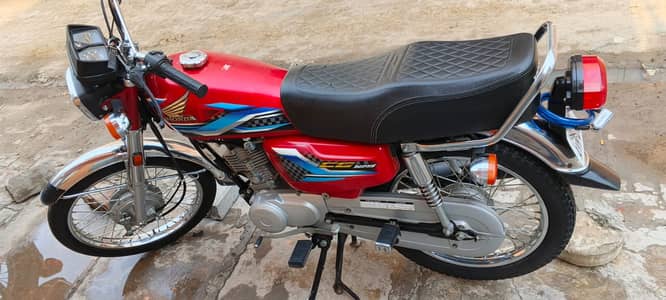 Honda CG 125 2025