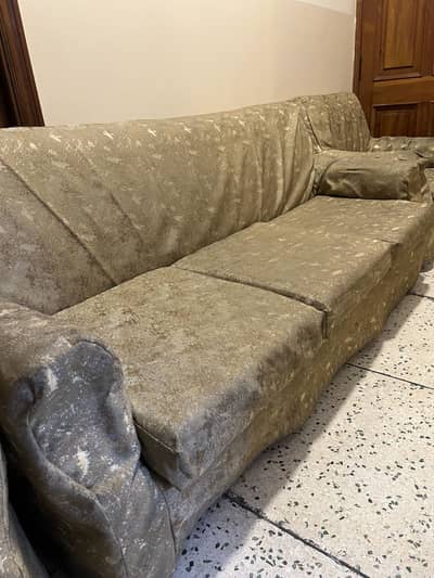 Sofa Set 5 Seater With Fancy Table