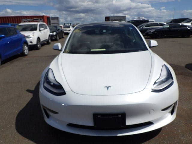 TESLA MODEL 3 3