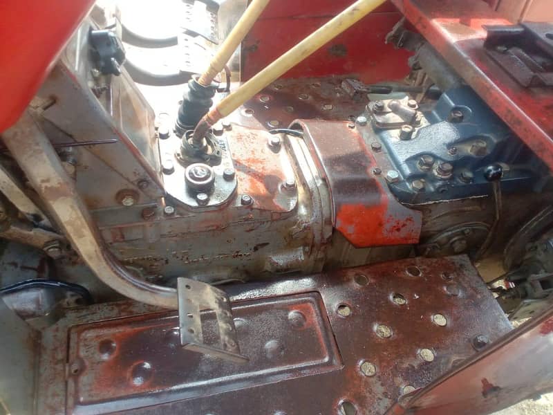 385 Tractor used 1