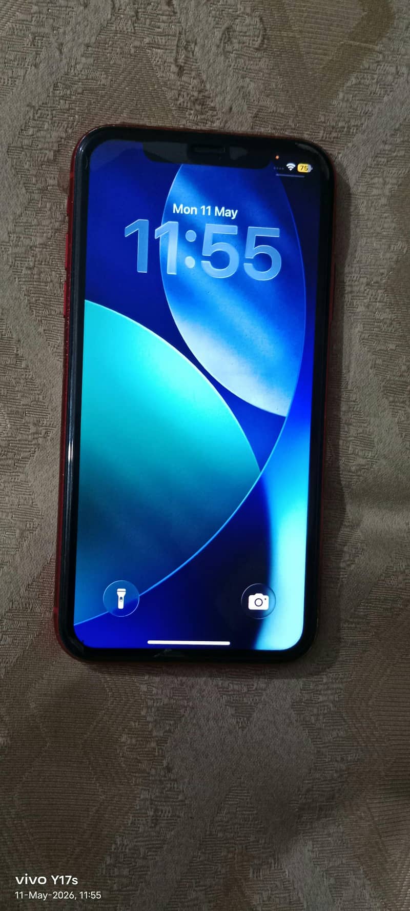 iPhone 11 3