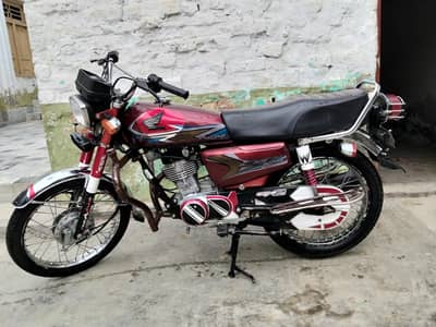 Honda 125 10/10 condition double stock