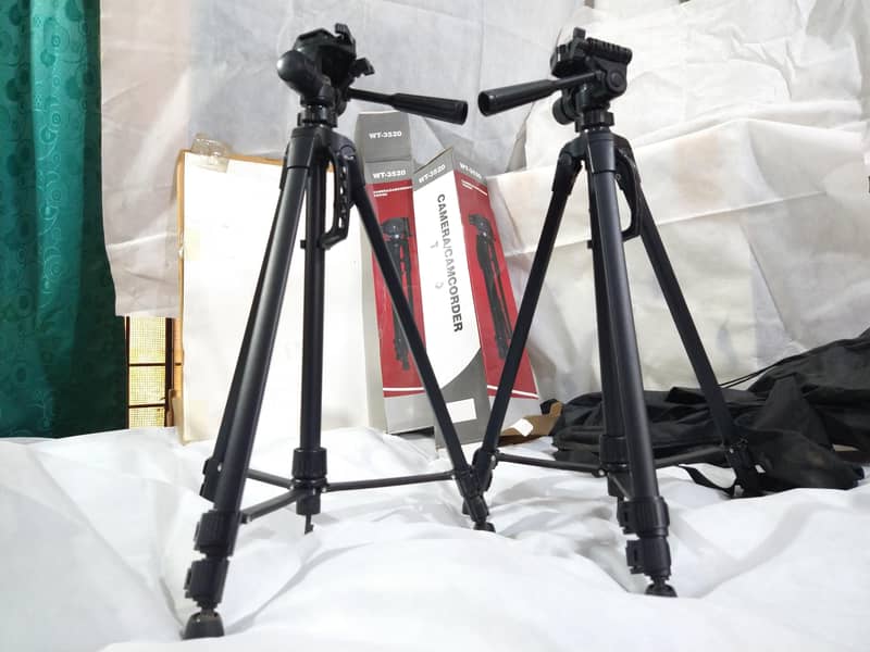 Tripod Stand 0