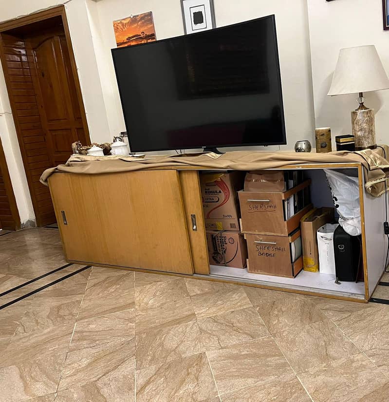 Side board 4