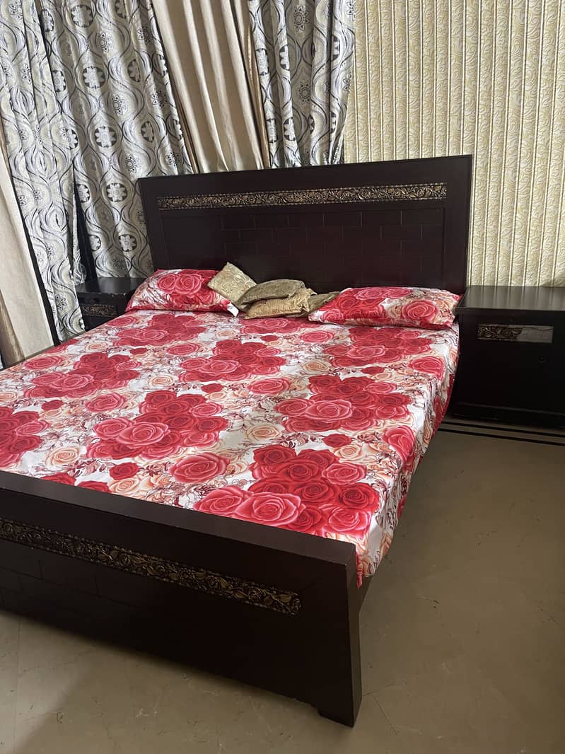 Complete bed set 0
