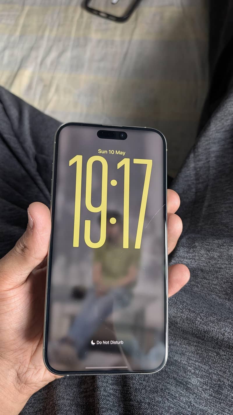 IPHONE 15 PRO MAX 1