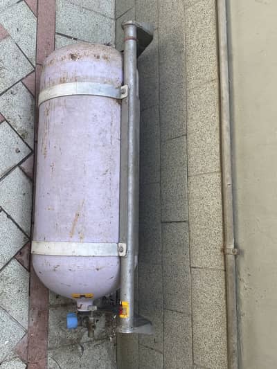 CNG cylinder for cars