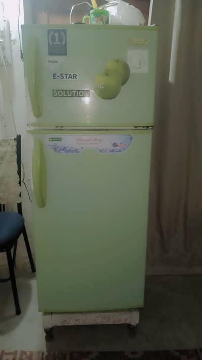 E STAR REFRIGERATOR