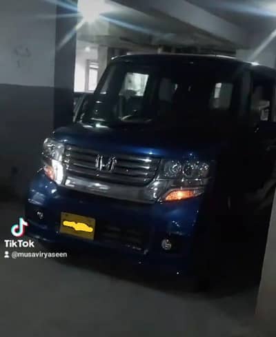 Honda NBox Turbo Charge special edition 660cc 10/10