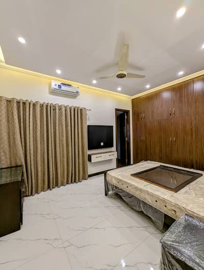 8 Marla Like New Used Ultra Modern Designer House For Rent