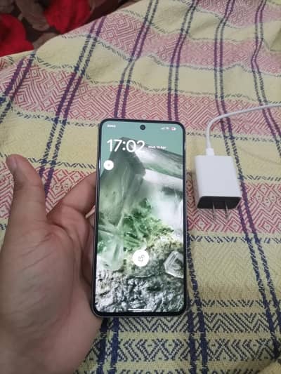 GOOGLE PIXEL 8 (10/10)GOOGLE CHARGER