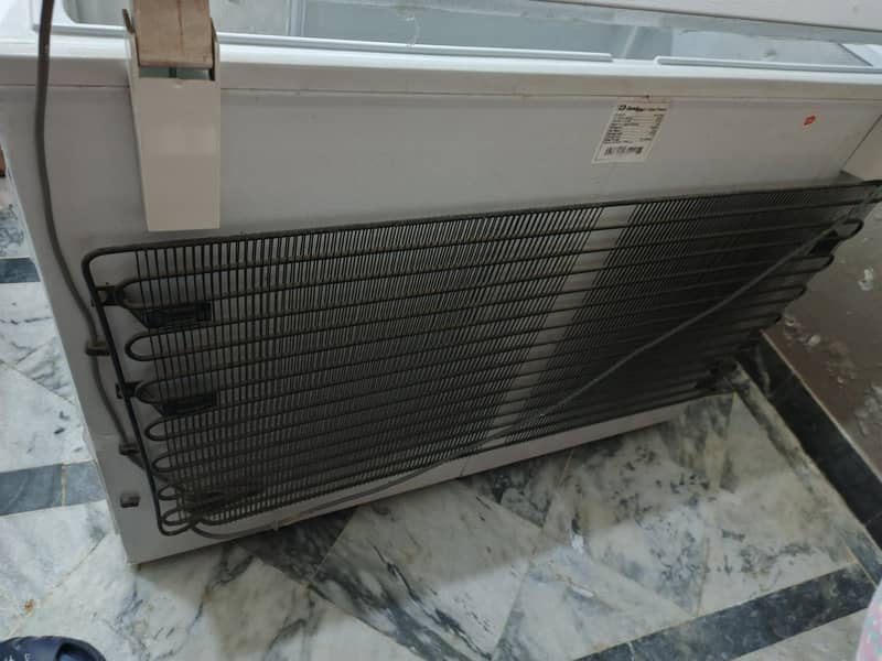 Dawlance deep freezer 2