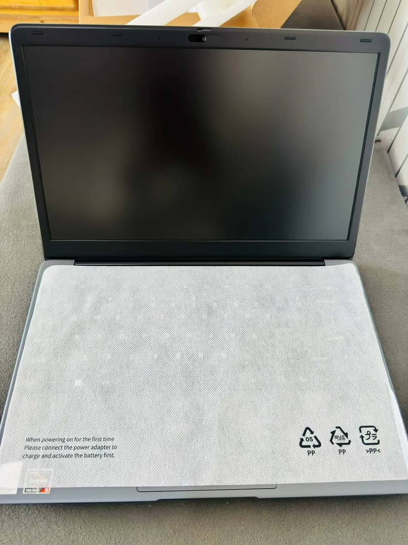 PM Laptop 0