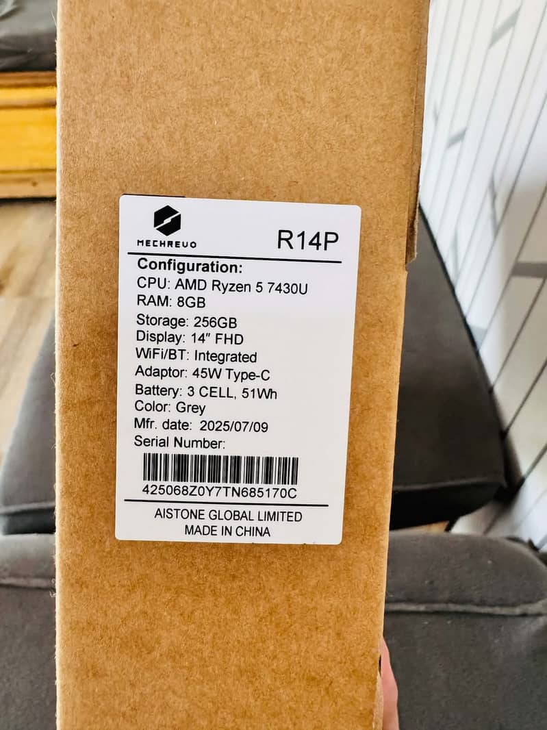 PM Laptop 3