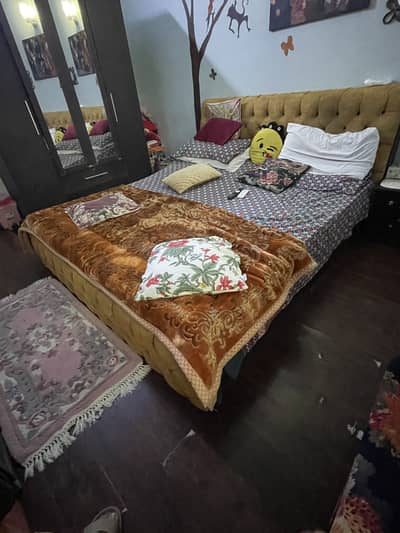 Bed set dressing wardrobe and tv reck
