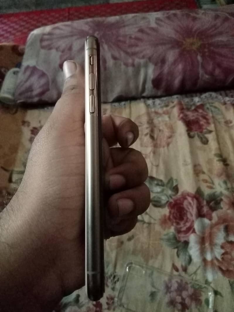 iphone xs 2