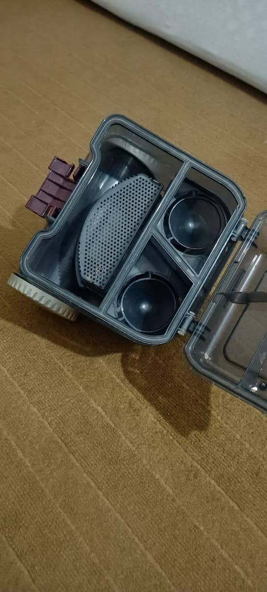 Vacuum Cleaner 8