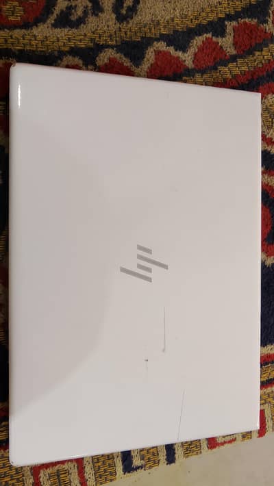 HP core i5 8th generation touch screen facelock finger