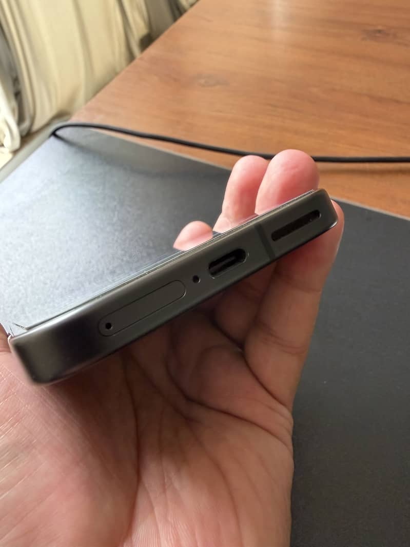 Google Pixel 9a 6