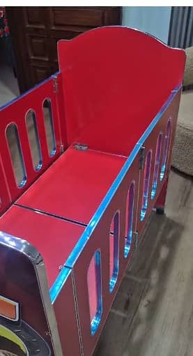 Luxury Baby Court Modern Baby Court Bed Wooden Baby Court Crib Premium