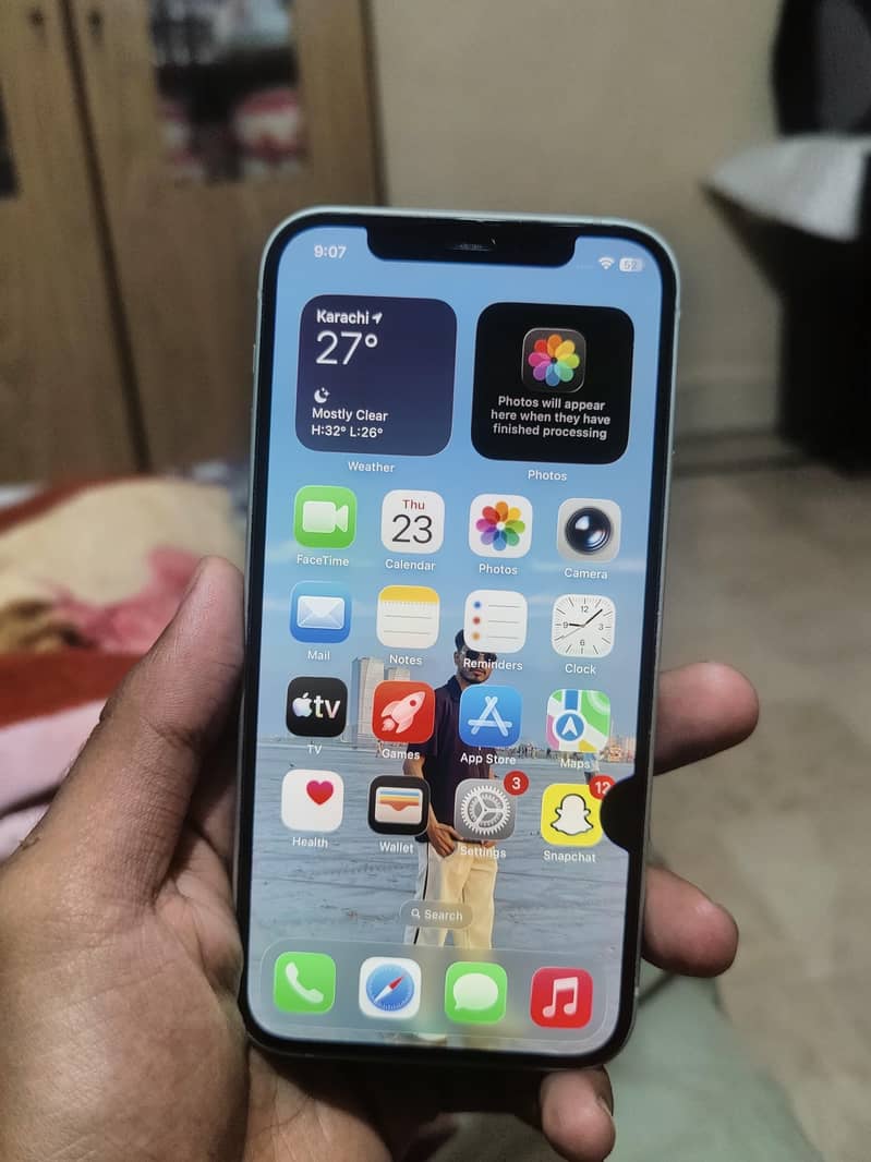 iPhone 12 JV 3