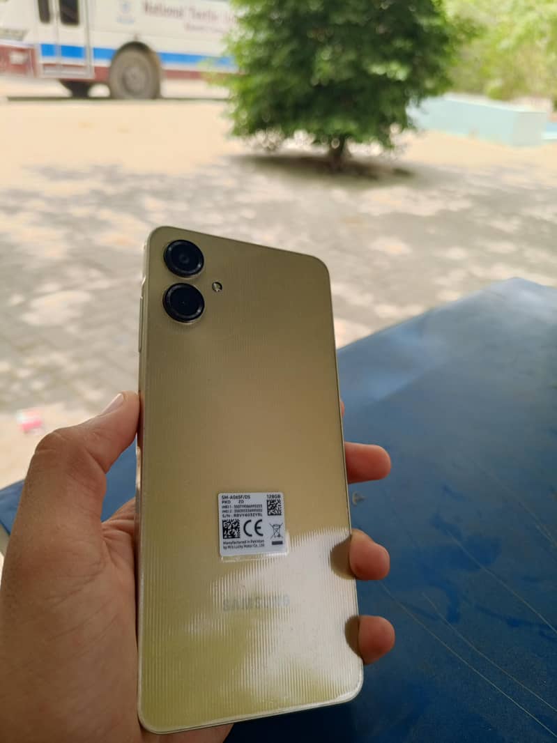 Samsung A06 0