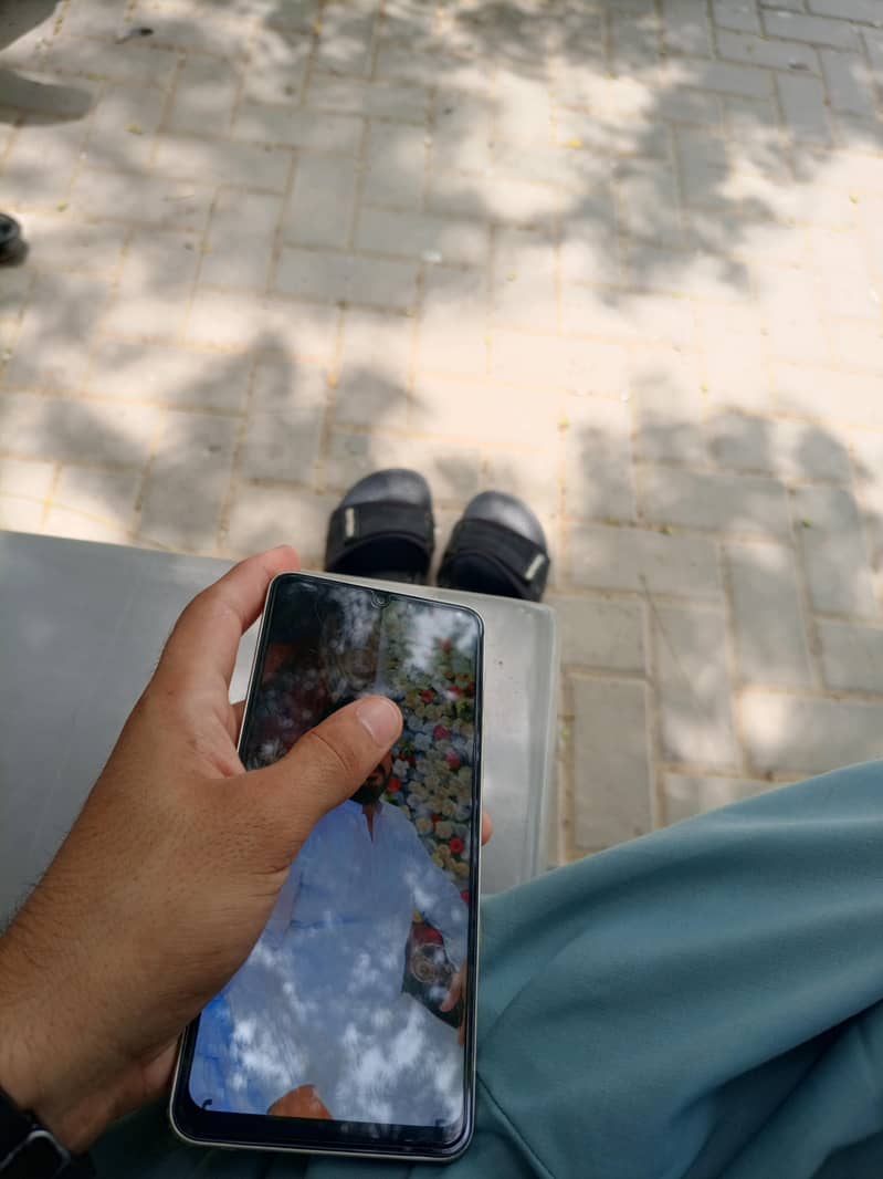 Samsung A06 4