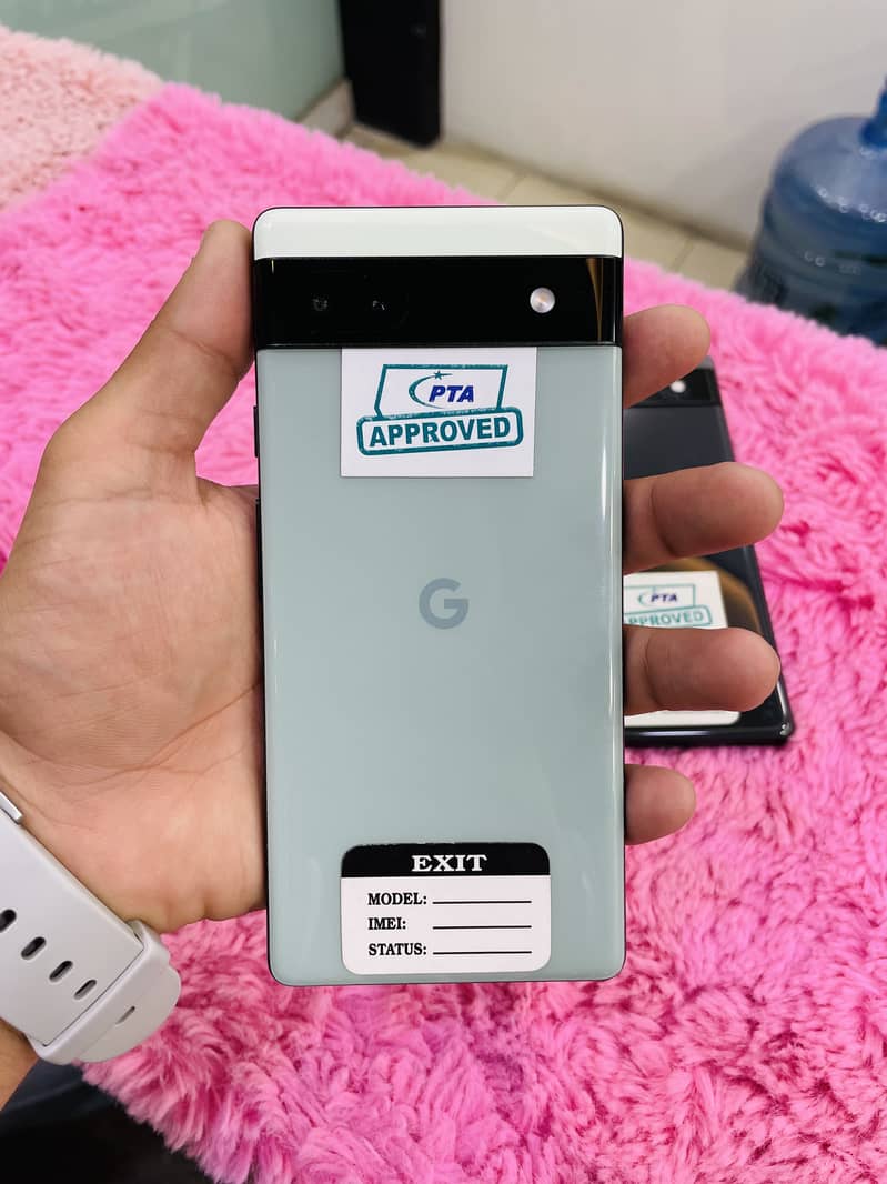 Google Pixel 6A 3